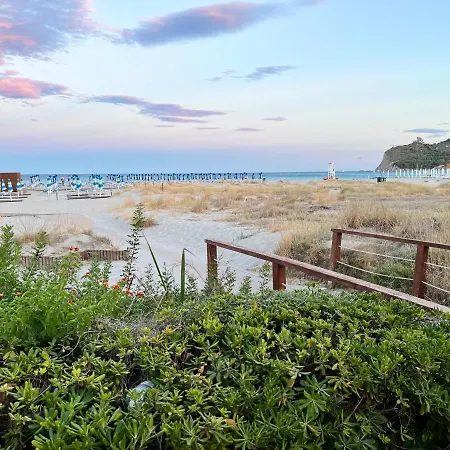 Holiday home La Casetta Tra Laguna E Mare Poetto