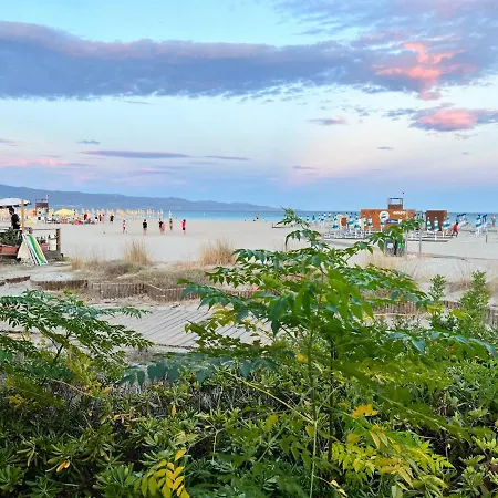 La Casetta Tra Laguna E Mare Poetto Holiday home *